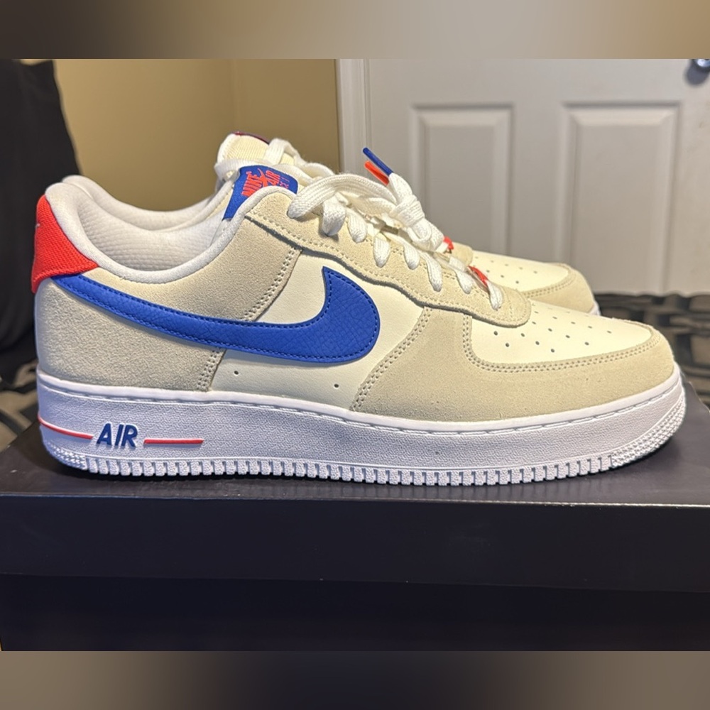 Mens Cream and Blue Sneakers